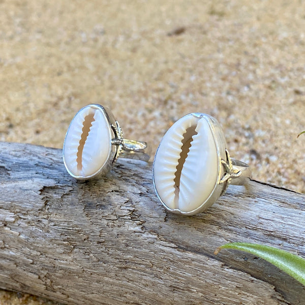 Signature Style Cowrie Shell Ring— Sterling Silver